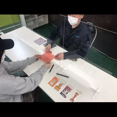 新型コロナウイルス飛沫対策アクリルパーテーションの製造販売を始めました。